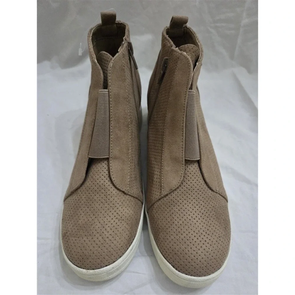 NWOT MIA Girl's Gracey Wedge Sneaker Ankle Booties Faux Suede 125664